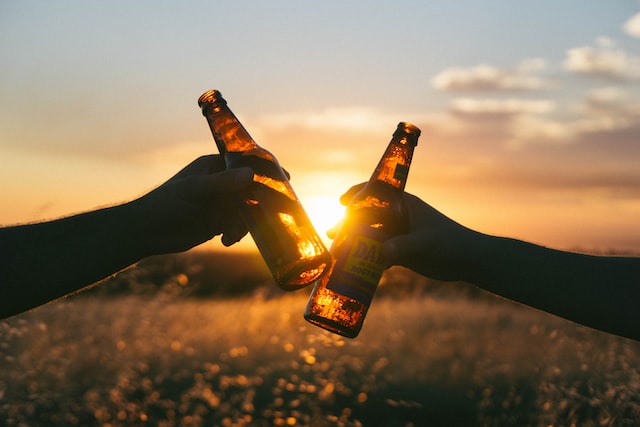 5 puntos clave para entender la prohibición de bebidas alcohólicas en menores de 18 años