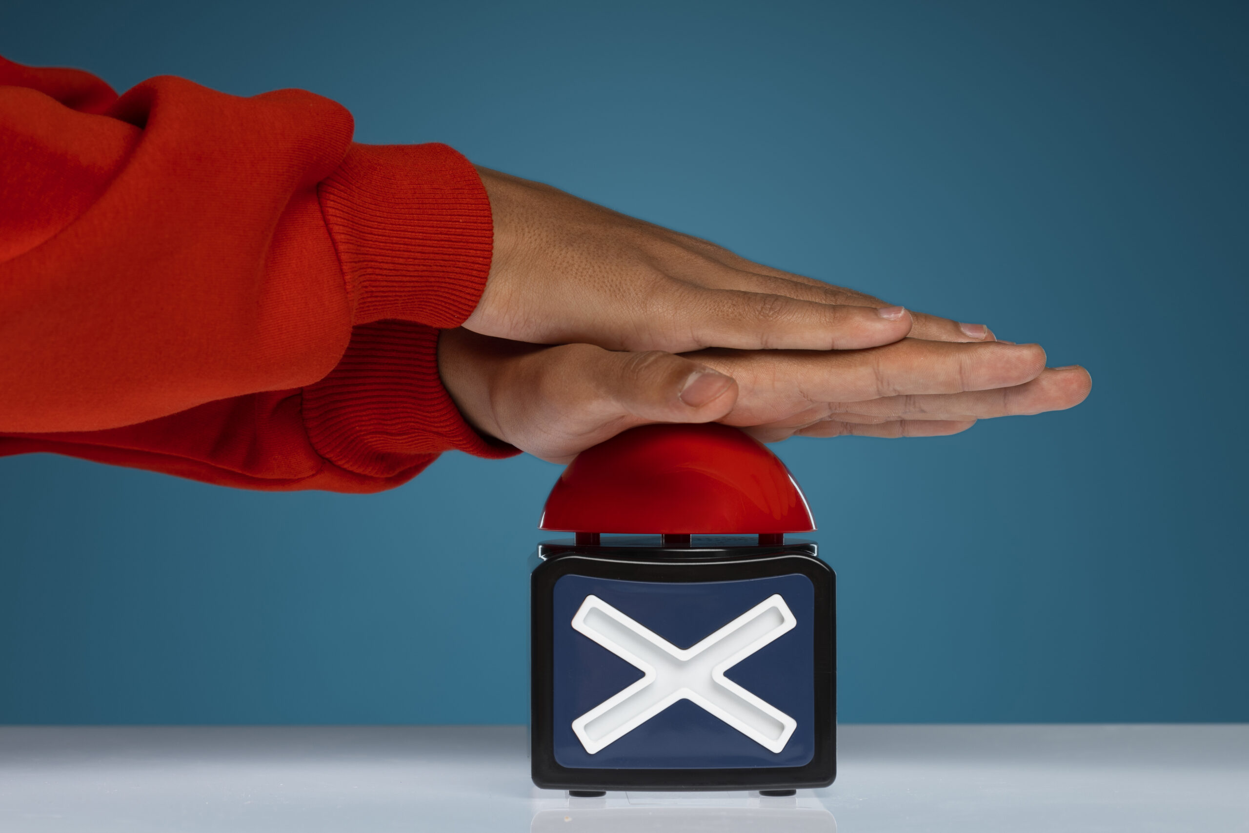 ¿Cómo revocar un mandato en Chile estando en el extranjero?